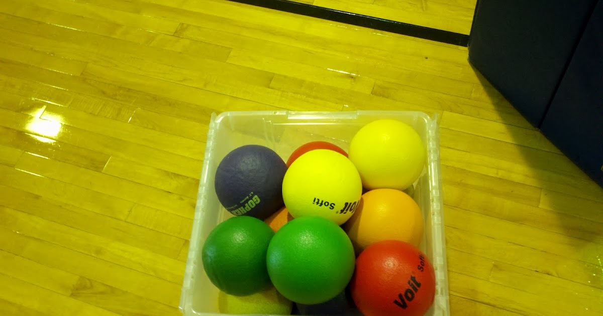 Mr. Lau's Physical Education Class K2 Overhand and Underhand throwing