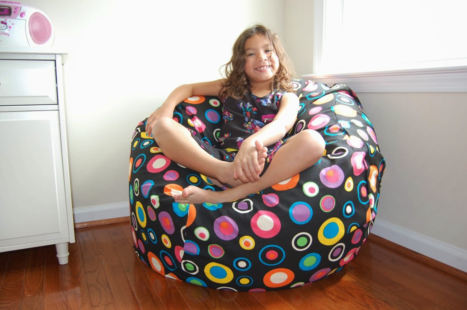 Buying Childrens Bean Bag Chairs Smartly | EVR Librarians