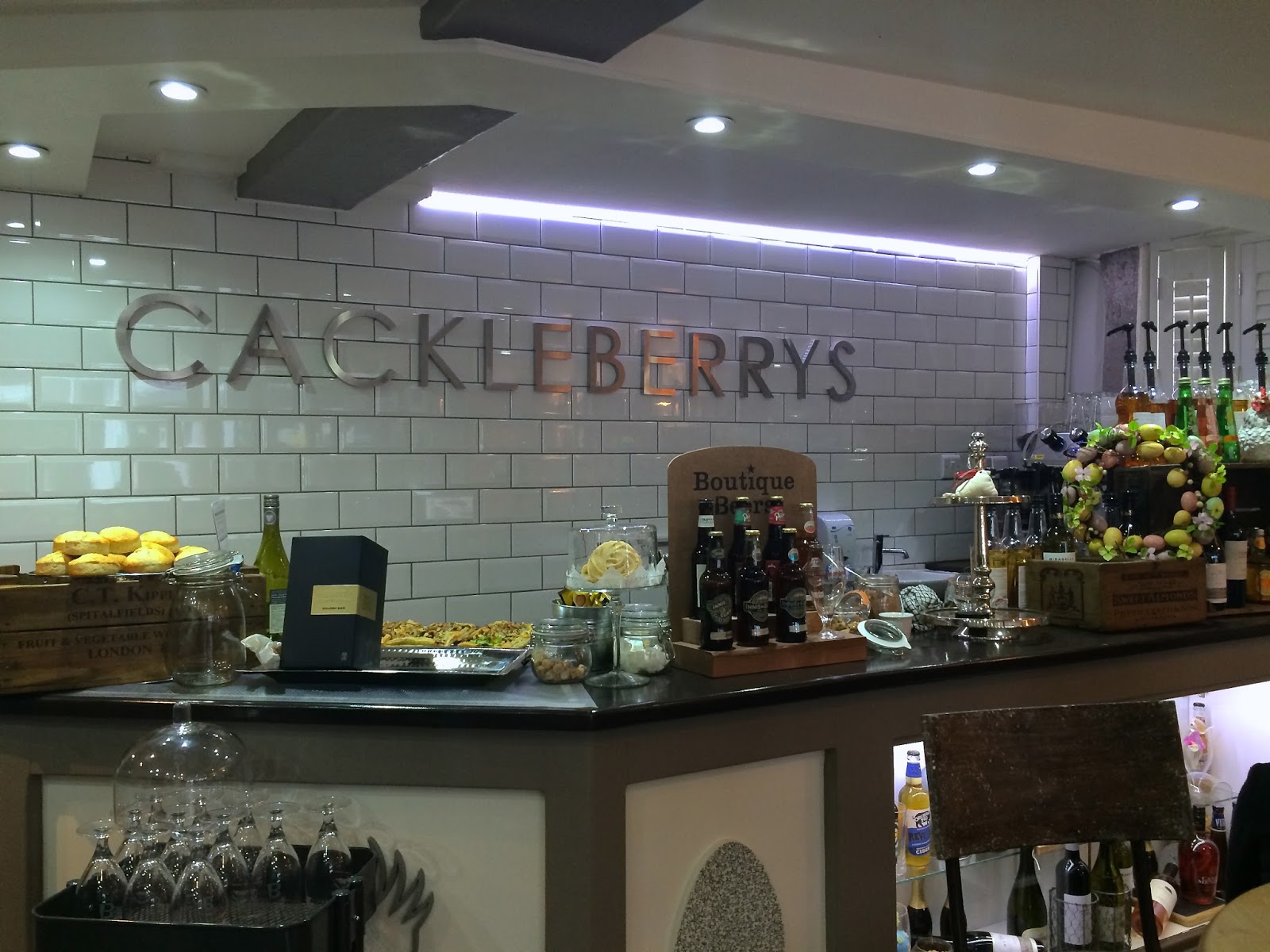 CACKLEBERRYS BRASSERIE & TEA HOUSE, FAREHAM CACKLEBERRYS BRASSERIE & TEA HOUSE, FAREHAM