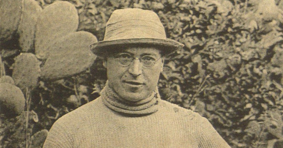 ART & GRAFFITI DEL POBLENOU ENRIC CASANOVAS, escultor noucentista