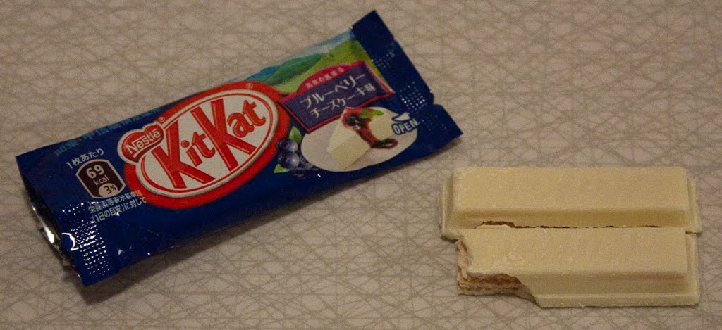 Blueberry Kit Kat