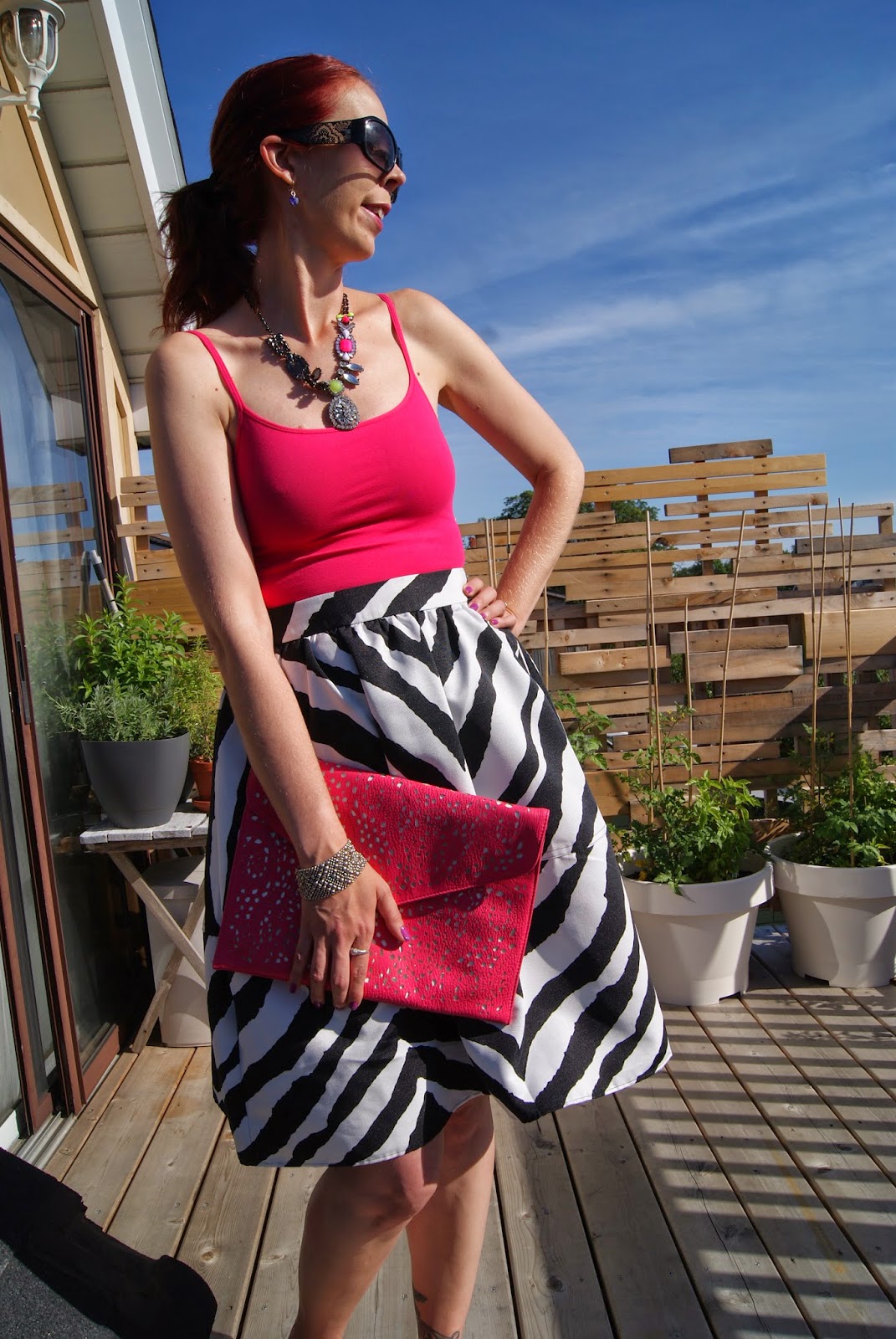 Zebra Print Lady, Express Full Skirt, tank top, Nine West Pink Shoes, Shop For Jayu Statement Necklace, Via by Vieta Clutch from Winners, Fashion, Style, Toronto, Ontario, Canada, Styletips, Melanie.Ps, The Purple Scarf, Pattern, Chic, Summer, Transional,Outfit, Accessories, Pretty, Fabfound