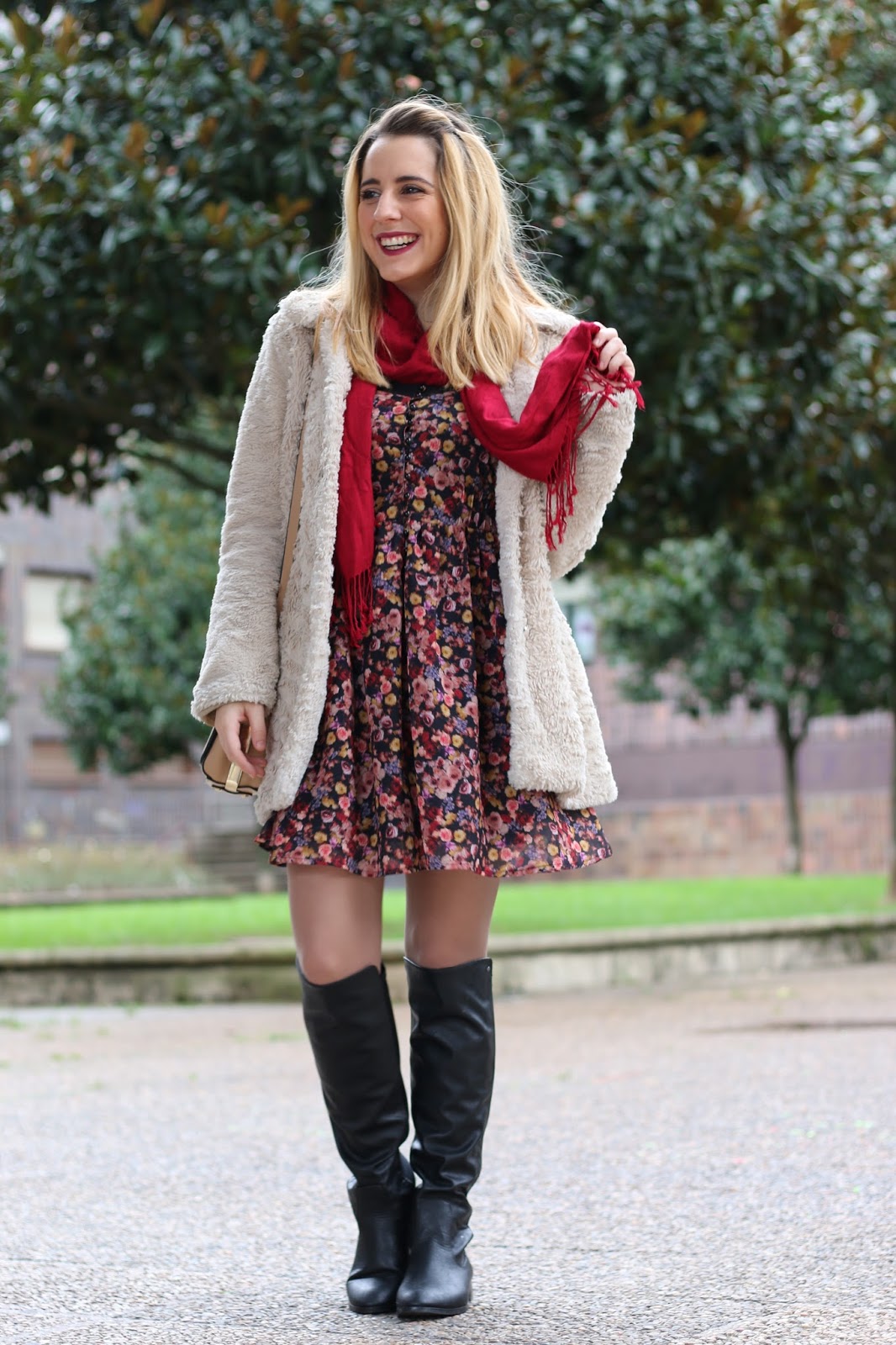 Vestido De Flores En Invierno | Me Myself My Wardrobe | Bloguera Y Youtuber De Moda Afincada En ... Vestido De Flores En Invierno | Me Myself My Wardrobe | Bloguera Y Youtuber De Moda Afincada En ...