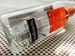 Neutrogena beautybooop visibly clear serisi