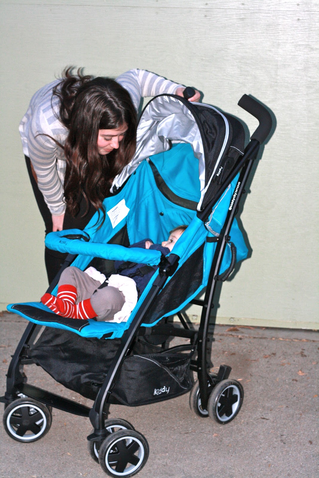 tales of a young mamma Kiddy City'N Move stroller review and giveaway!