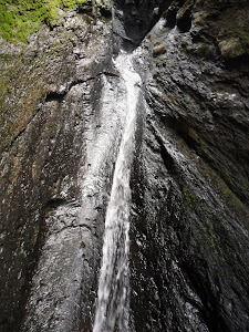 CASCADA DE CUEVA NEGRA