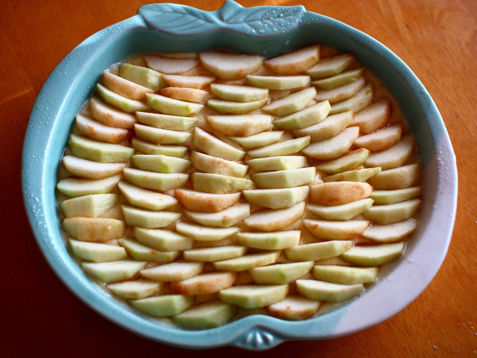 Vaniljainen kermaviili-omenapiirakka - Suklaapossu