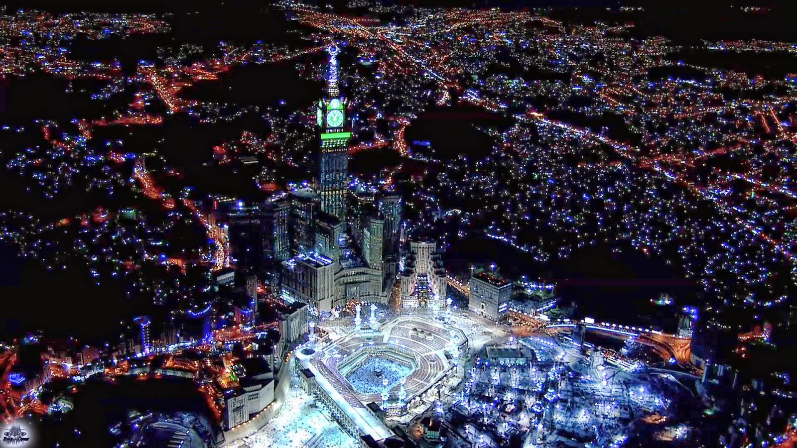 Mecca at Night Islamic Finder Lectures Khutbas