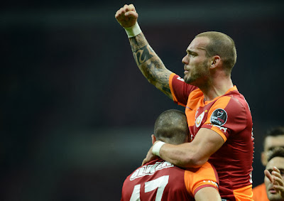 Wesley Sneijder: Galatasaray'da mutluyum..