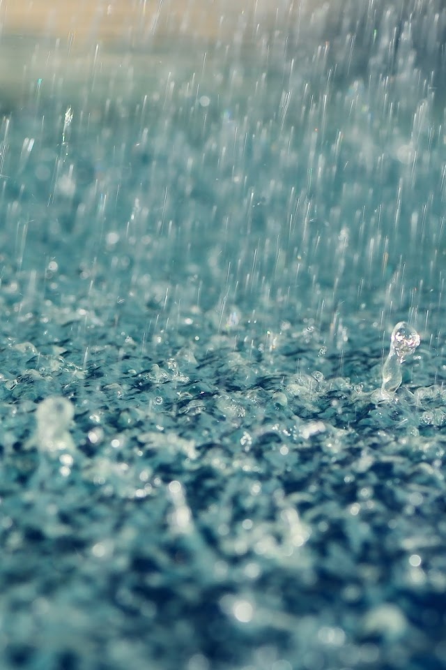 Rain Drops Splashing  Android Best Wallpaper