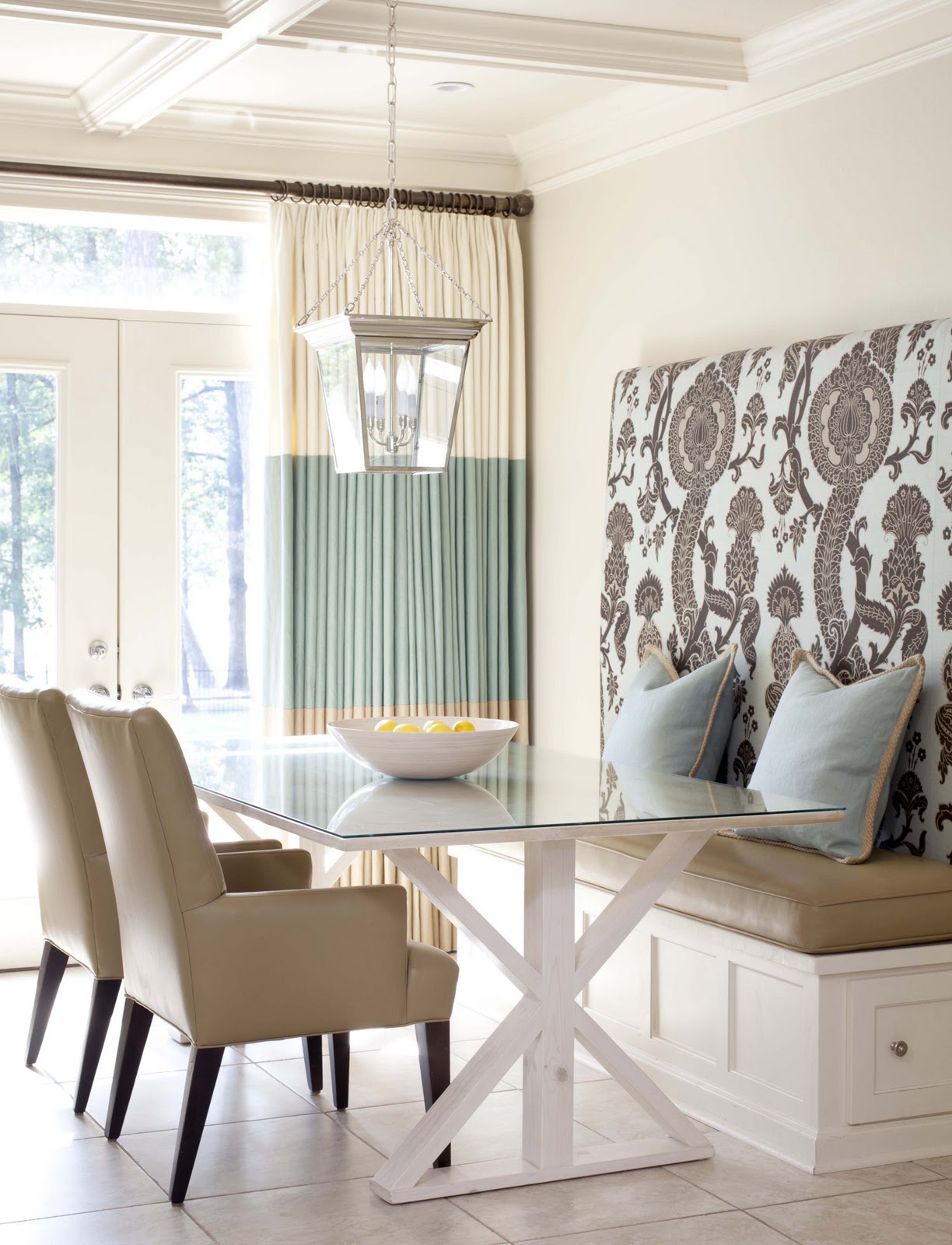 Mix and chic: elegant kitchen and bath!