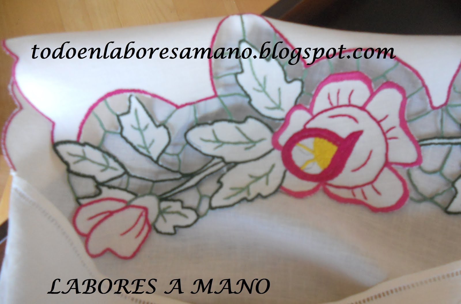 LABORES A MANO