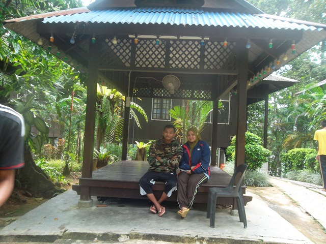 gambar rumah peranginan persekutuan tasik kenyir