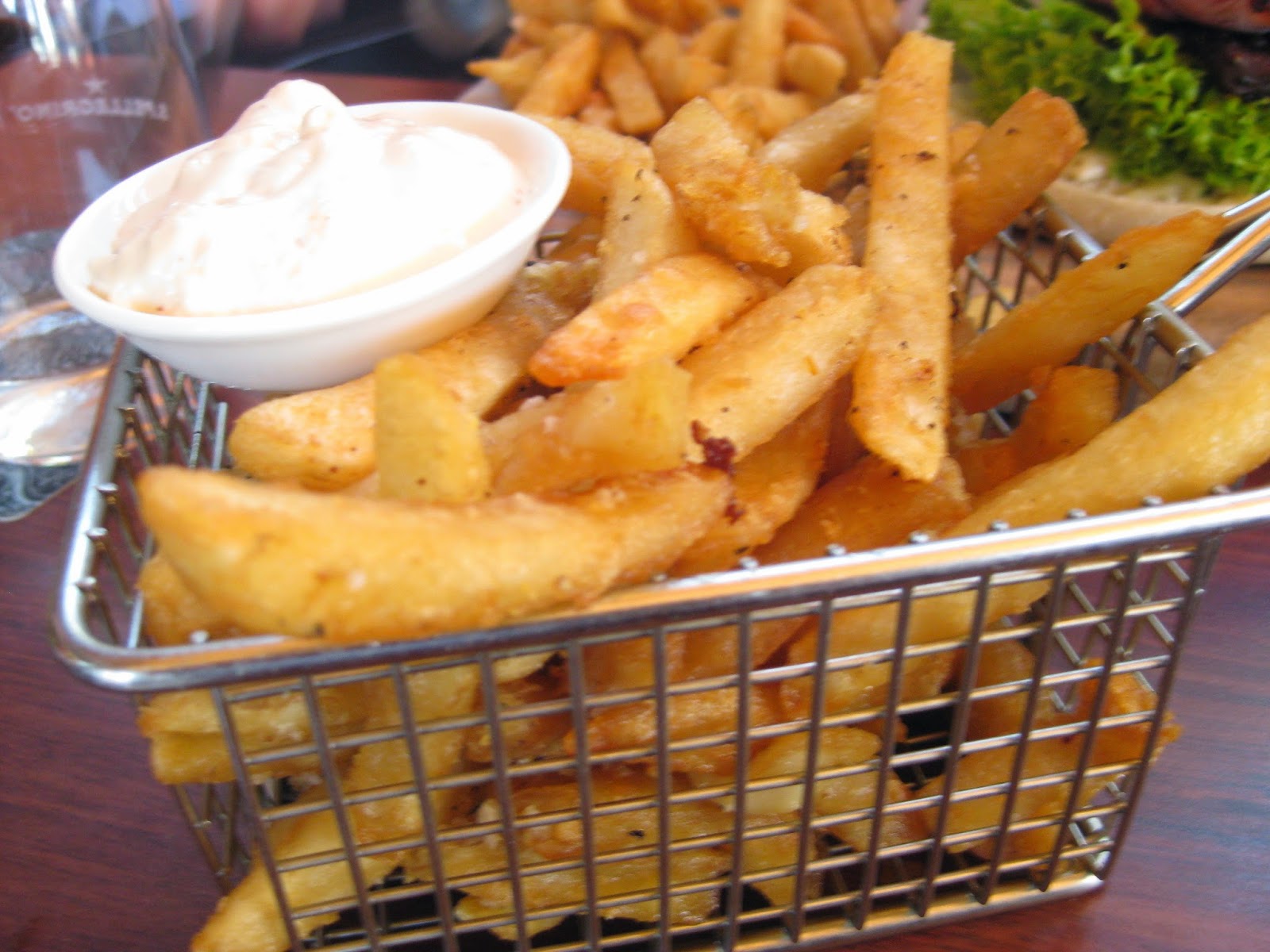 Cassie Cakes Cove Bar & Dining Review - Amazing chips Cassie Cakes Cove Bar & Dining Review - Amazing chips