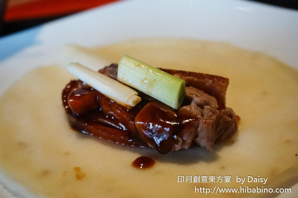 [食記] 台中‧市政路 創意烤鴨新吃法！每日限量‧藝鴨三吃 印月創意東方宴