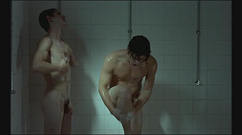 Johan Libéreau & Pierre Perrier - Naked in "Douches Froides" 