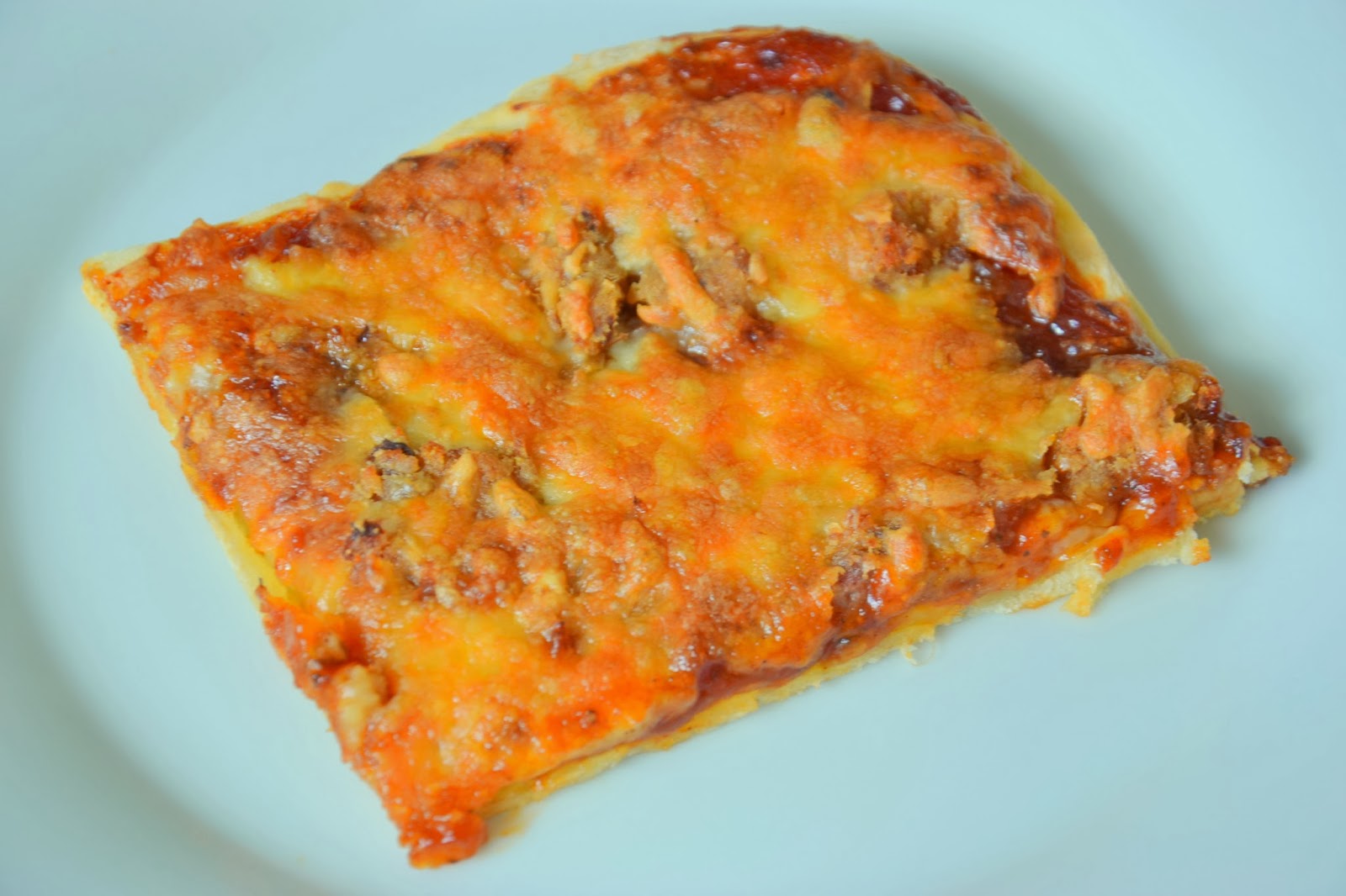 Palavras que enchem a barriga Pizza barbecue com alheira de peru e uma