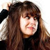 7 Cara Ampuh Mengatasi Rambut yang Sering Rontok Secara Alami