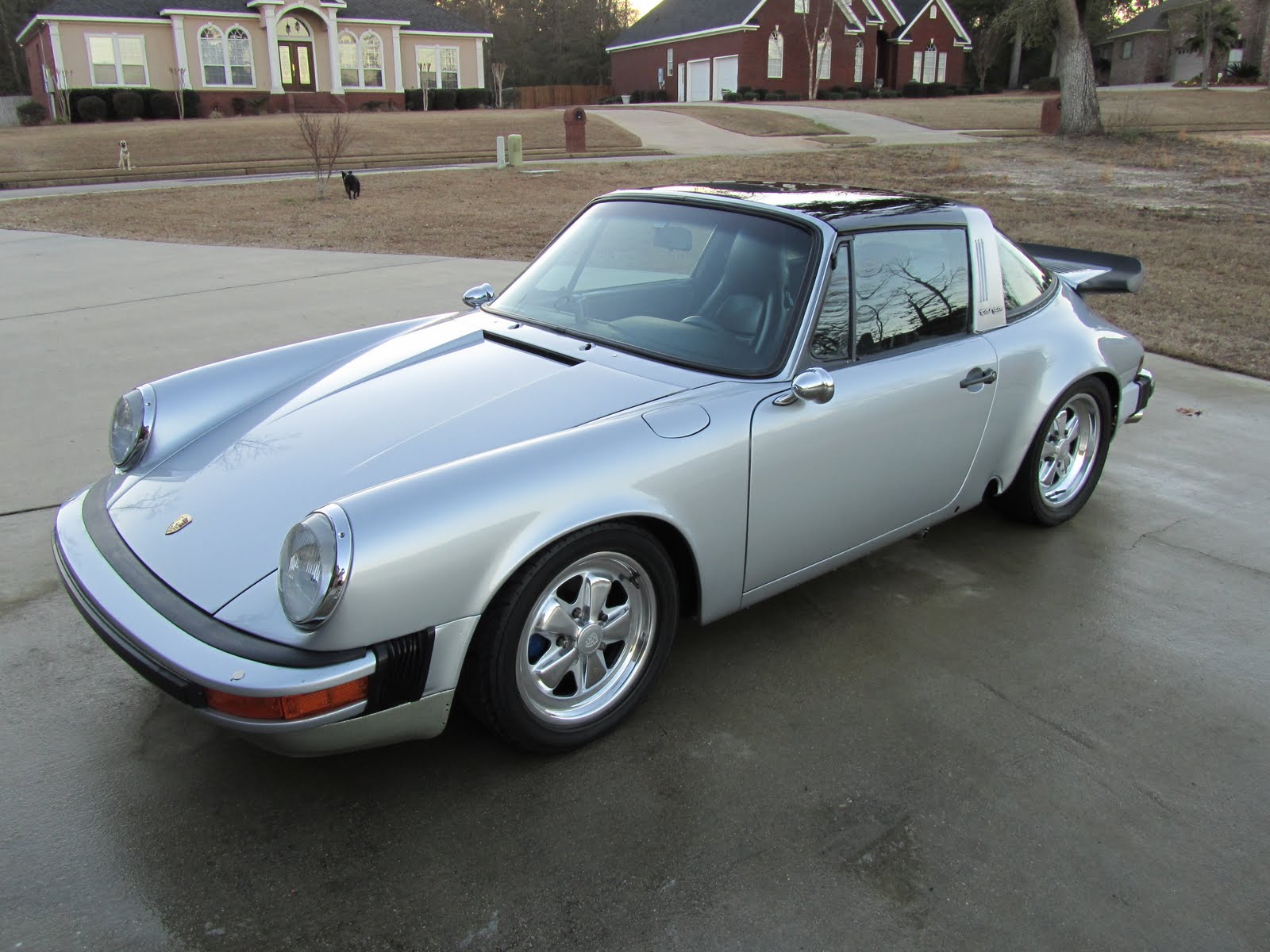 1975 Porsche 911 Targa Rebuild: The continued saga of the Porsche Targa Top