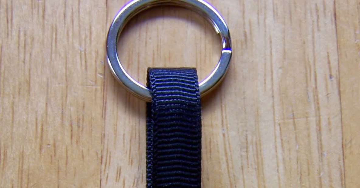 LillyBelle Makes The Scrap Fabric Key Tags Tutorial