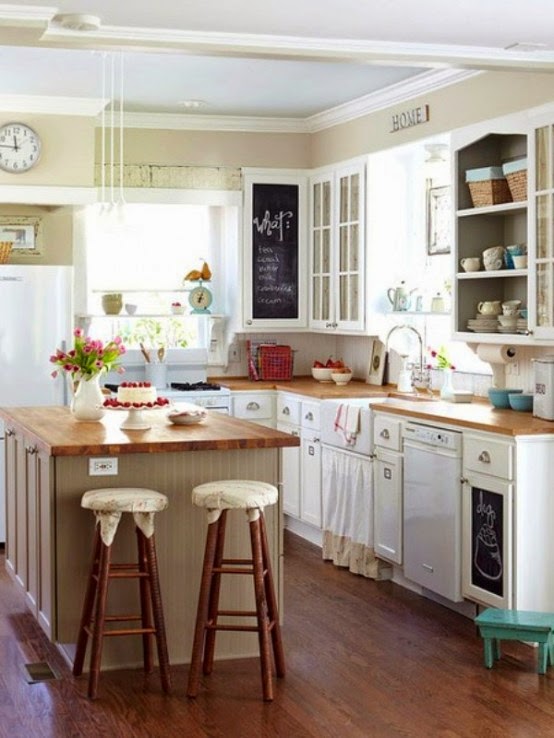 Decoración facilisimo Cocina pequeña color burdeos