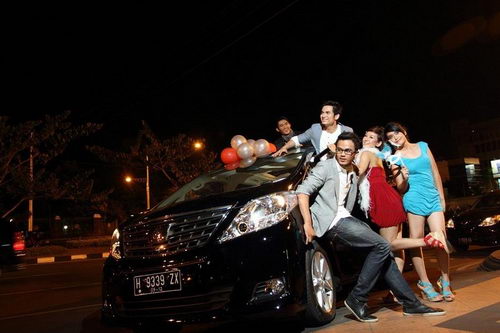 Mobil Mewah Roda Jaya