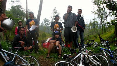 Di akhir acara (Finish di Goa Jepang), ada pembagian doorprize.