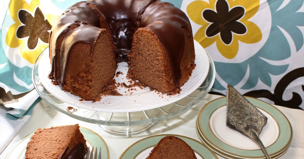 Time for Good Food Chocolate Pound Cake (and the Lost Art of Visiting)