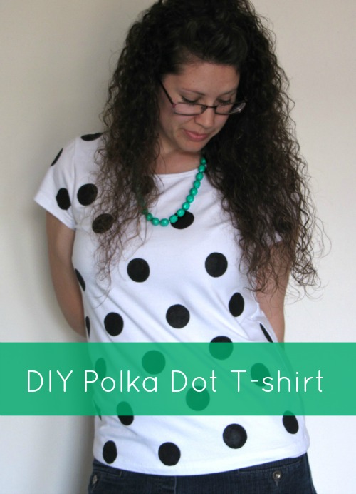 Homemakin and Decoratin: DIY Polka Dot Shirt