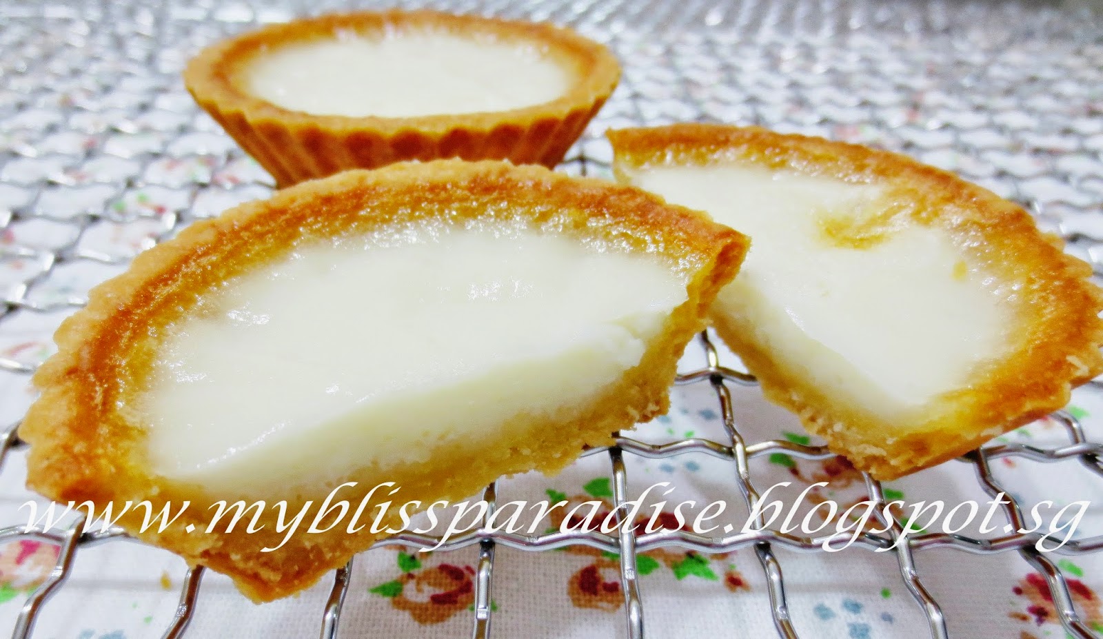 http://myblissparadise.blogspot.sg/2014/06/angel-milky-egg-white-tarts-27-jun-14.html