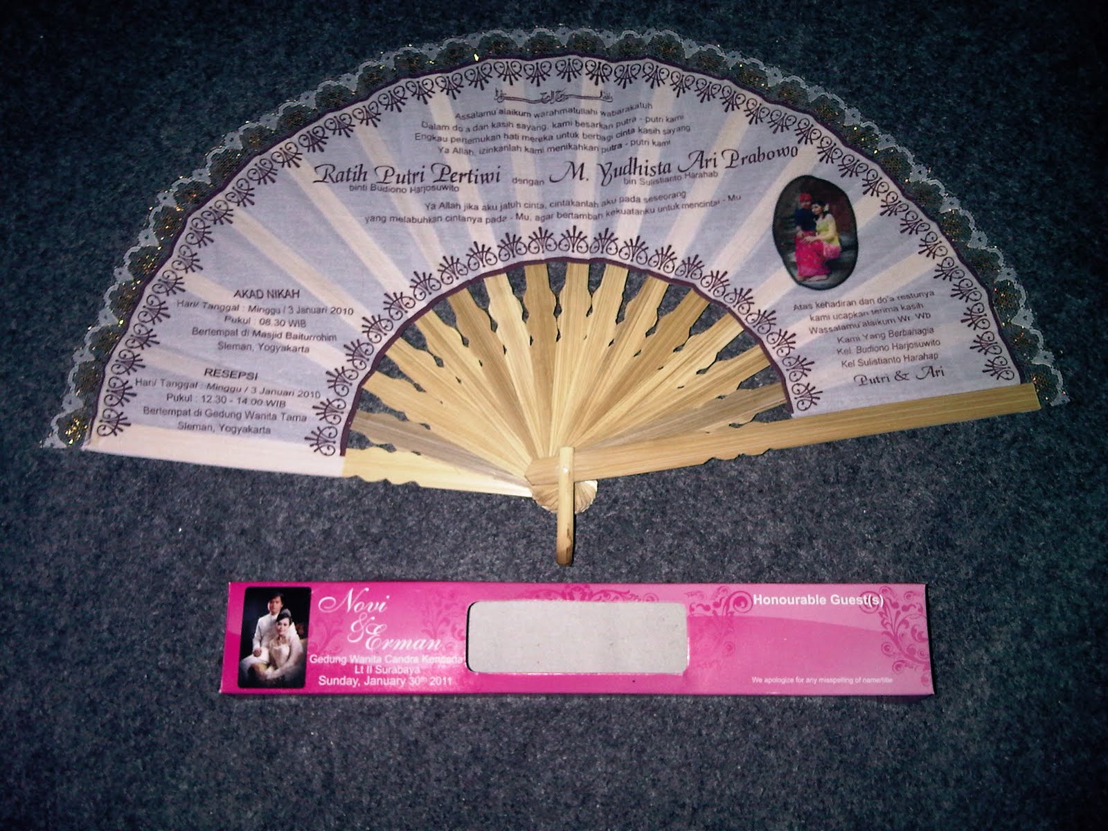 Daun Accessories &amp; Souvenir undangan kipas foto warna