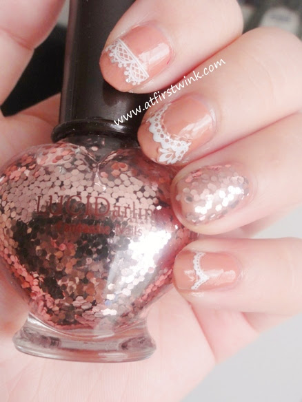 Etude House LuciDarling Fantastic nails - 05 darling pink sequins on accent nail