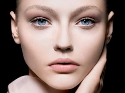 How to remove dark circles under eyes How to remove dark circles