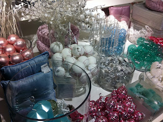 Christmas decoration stores | Expat with Kids