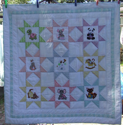 http://4.bp.blogspot.com/-7f-VLwiPOBE/T6HhYywDNTI/AAAAAAAAEGE/BLfSK4wCp5c/s1600/Pyjama+Babies+007.jpg