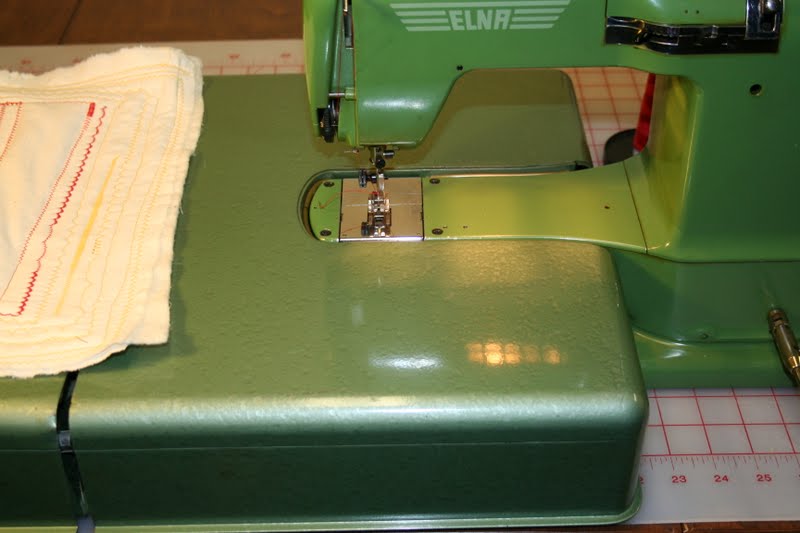 Tammy's Craft Emporium: Green Elna Supermatic Sewing Machine