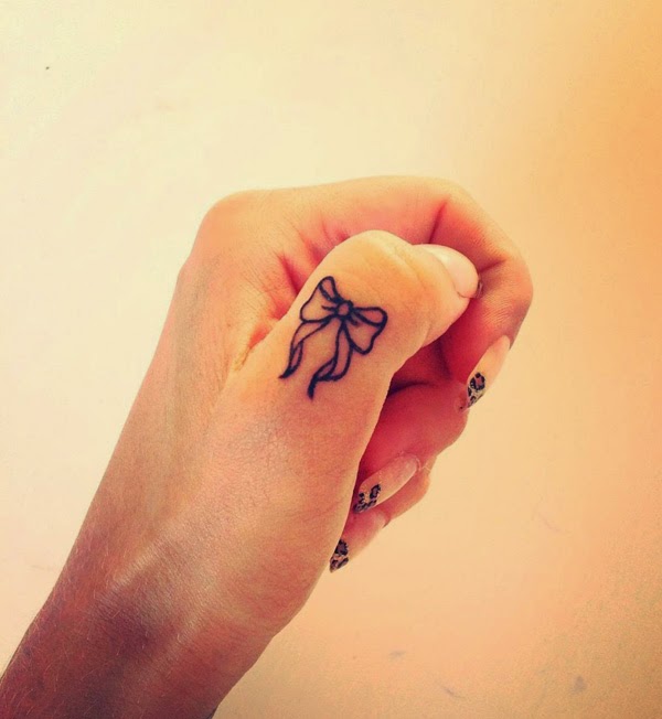 Cute Bow Finger Tattoo Designs And Ideas dashingamrit