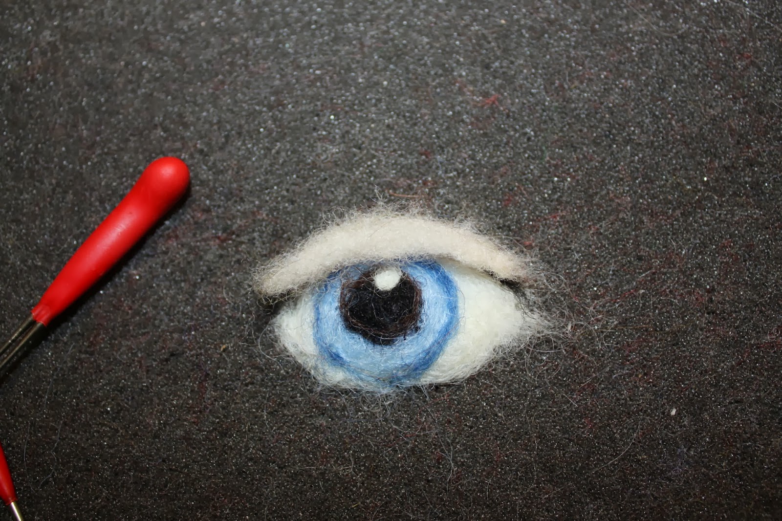 The Felted Gnome Knows How to Needle Felt a Realistic Eye
