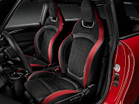 2015-Mini-JCW-16.jpg