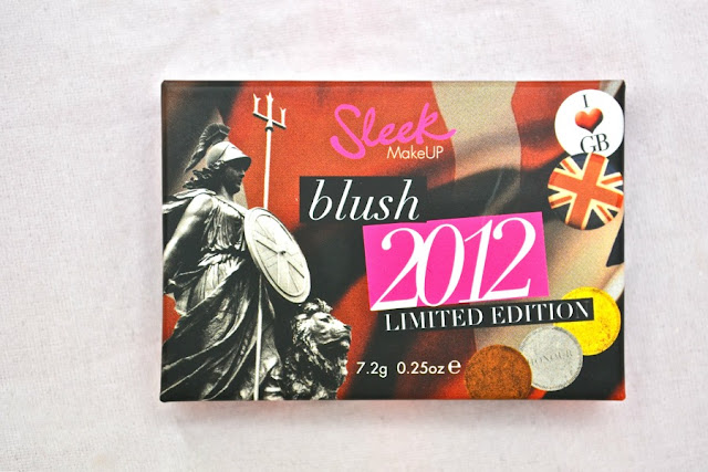 Honour_Blush_by_Sleek_Make_Up_ObeBlog_01