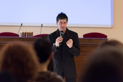 Giancarlo Fornei durante un suo seminario...