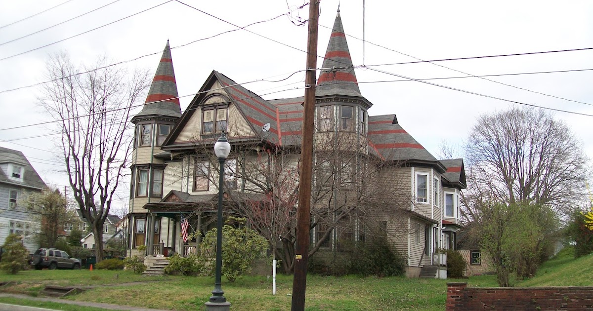 Sidewalk Spectator So Sunbury
