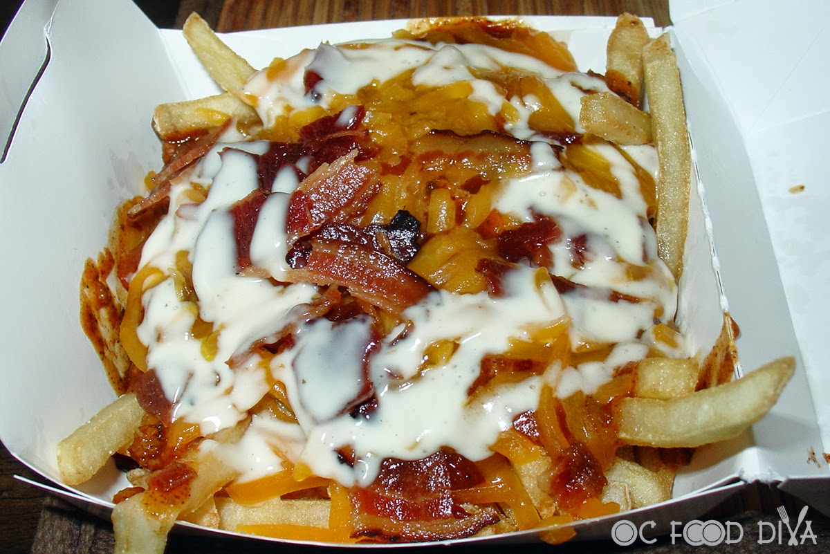 OC Food Diva Wienerschnitzel has a “Wiener Dude” following in Lake Forest, CA