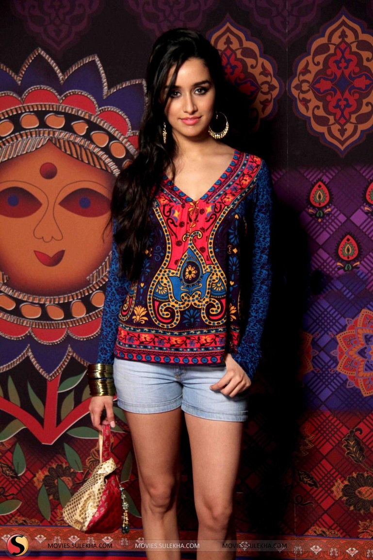 Celebrity Hairstyle Ideas For Girls Aashiqui 2 Actress Shraddha Celebrity Hairstyle Ideas For Girls Aashiqui 2 Actress Shraddha