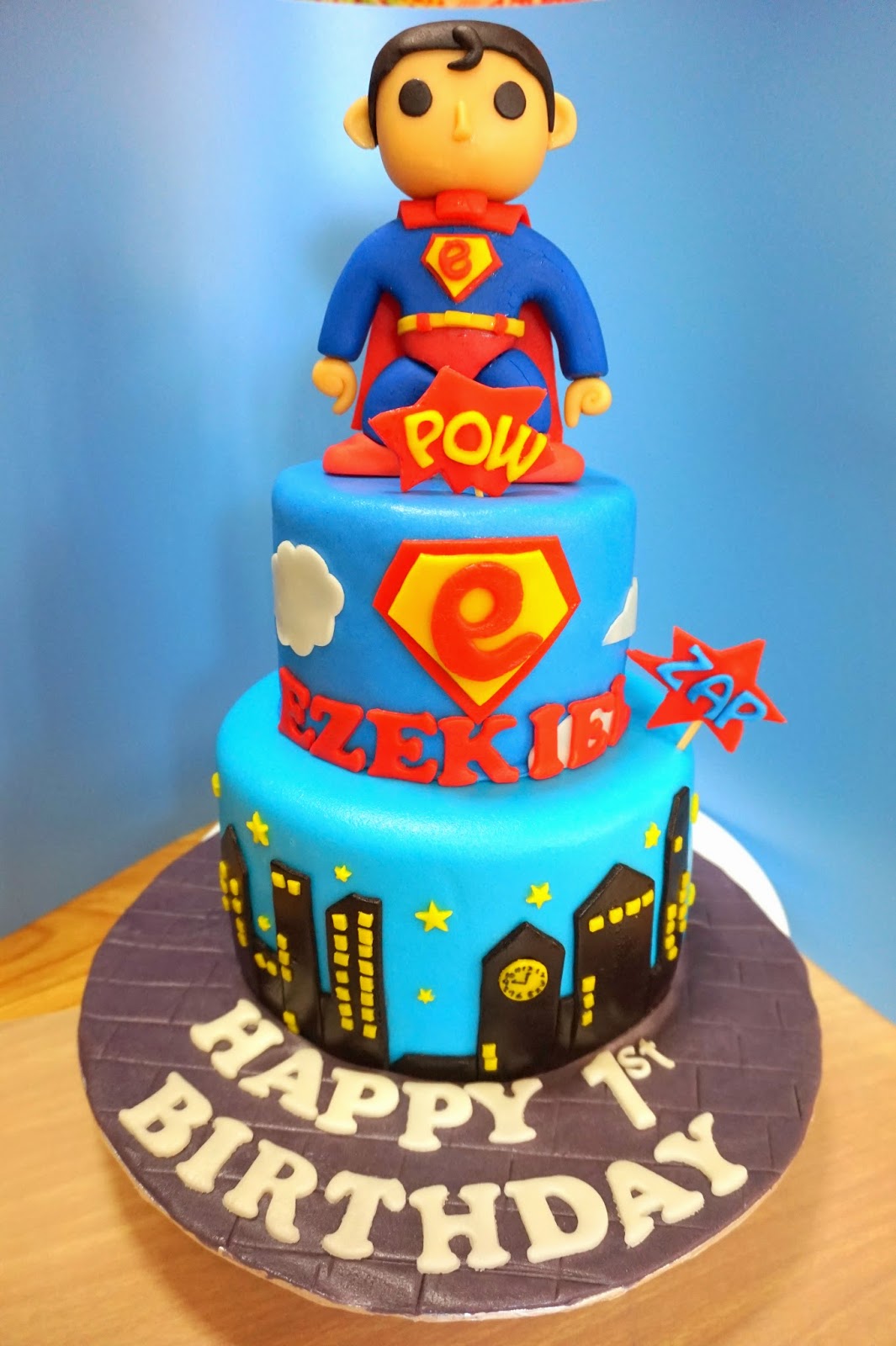 superman cake