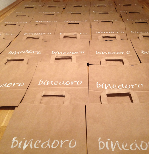 binedoro ⎮ Wochenendnachlese ⎮ Papiertüten mit Logo ⎮ DIY ⎮ stempeln