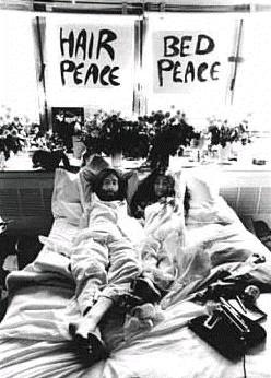 John+lennon+and+yoko+ono+bed+protest