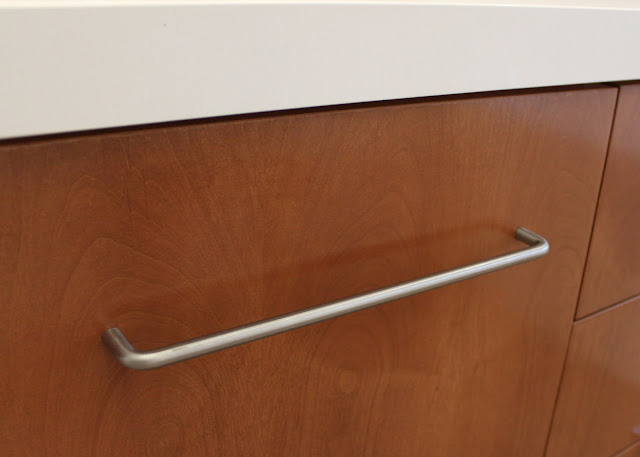 Sugatsune: SWF Series Handles for Cabinet Door