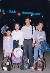 Tại Phi Trường Tân Sơn Nhất Saigon ngày đi Mỹ 5/1994