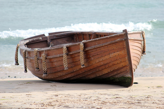 Jesus+in+a+Boat+Picture jesus calls us to leave our old lives behind like the disciples boats ...